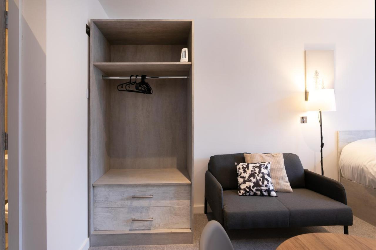 Hoemli Smart City Centre Apartment Лестер Екстер'єр фото