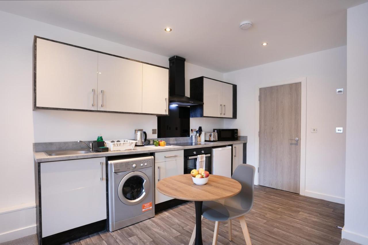 Hoemli Smart City Centre Apartment Лестер Екстер'єр фото