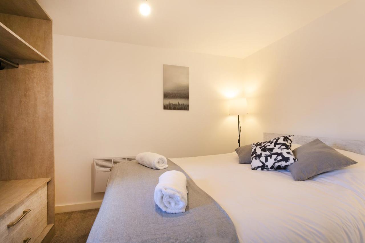 Hoemli Smart City Centre Apartment Лестер Екстер'єр фото